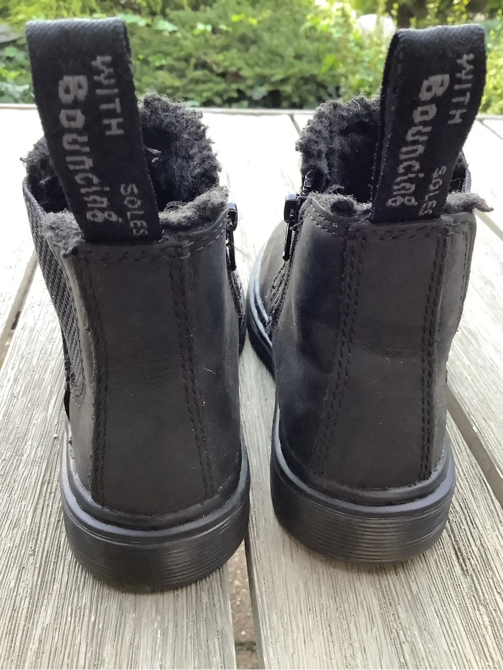 Dr. Martens Kids Black Faux-Fur Chelsea Boots